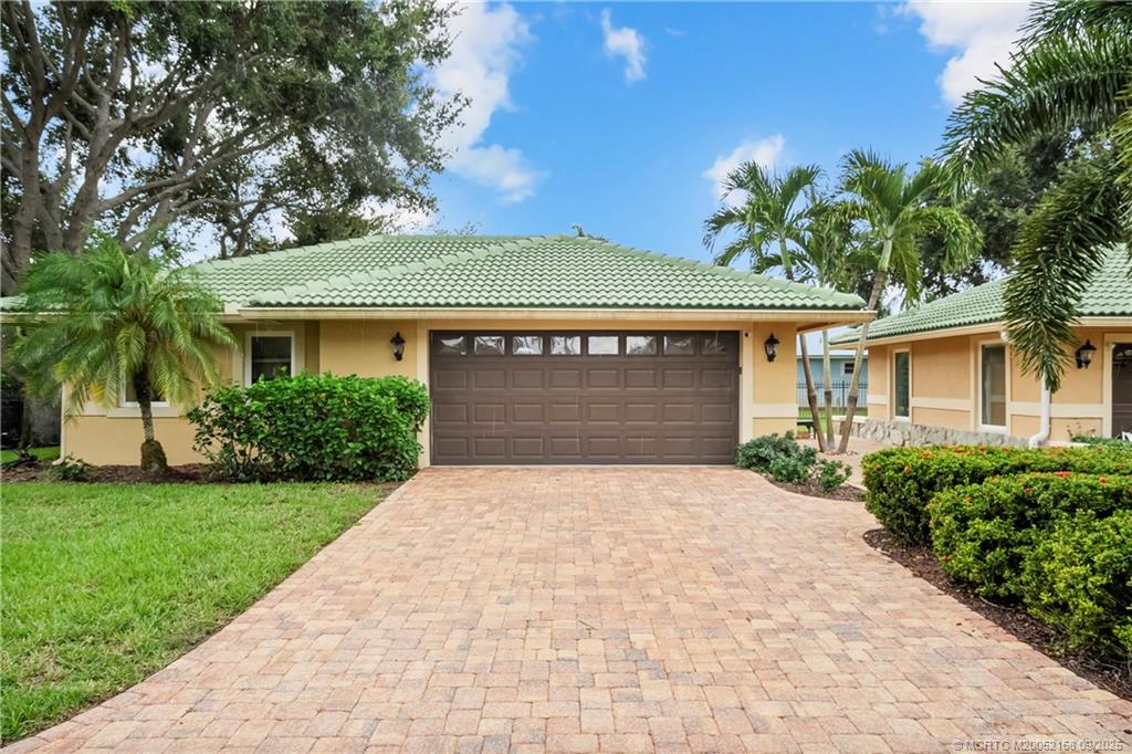 2164 SE Saint Lucie Blvd