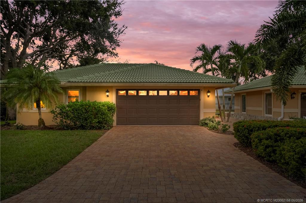 2164 SE Saint Lucie Blvd