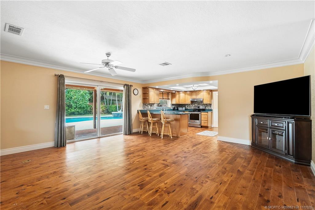 2164 SE Saint Lucie Blvd