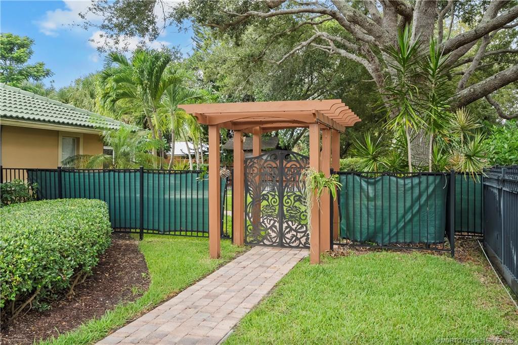 2164 SE Saint Lucie Blvd