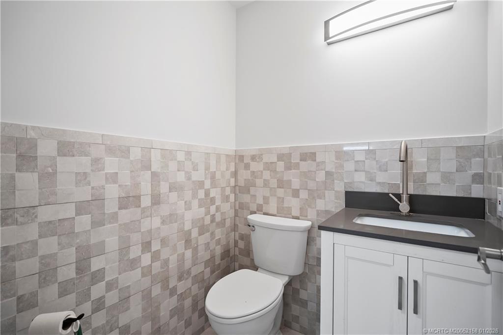 2164 SE Saint Lucie Blvd