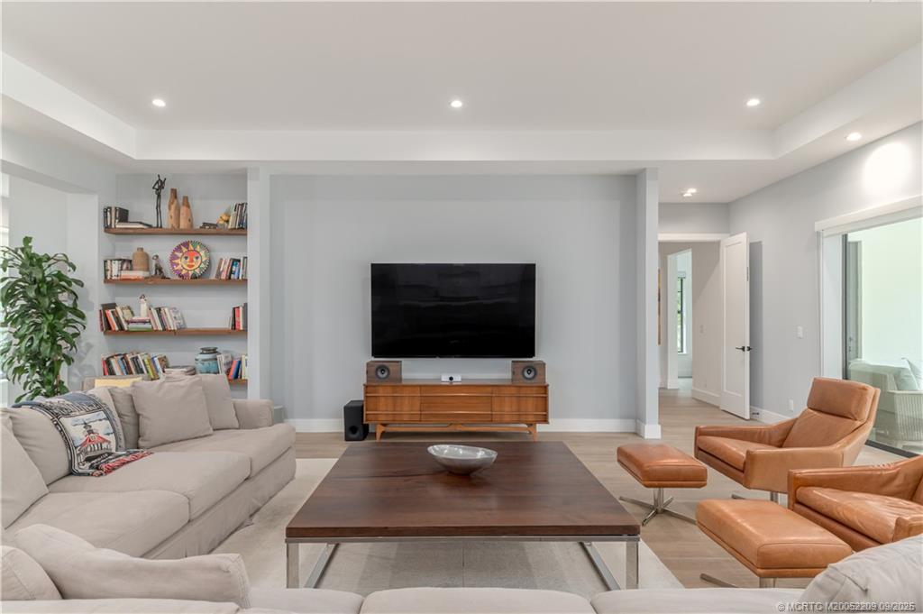 3800 SE Bent Banyan Way