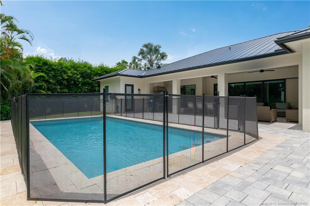 3800 SE Bent Banyan Way