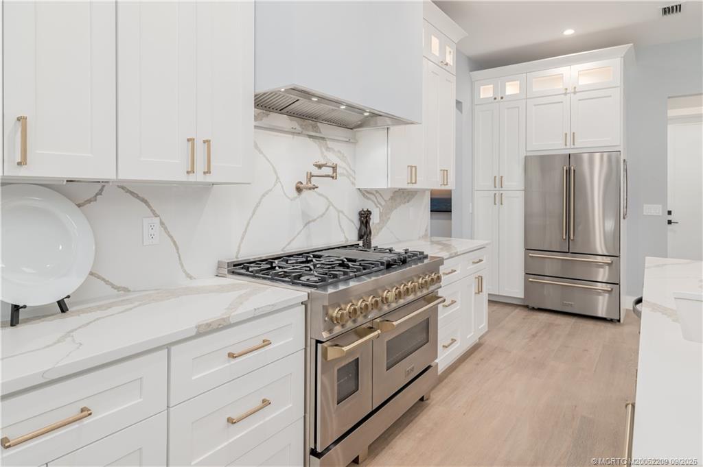 3800 SE Bent Banyan Way