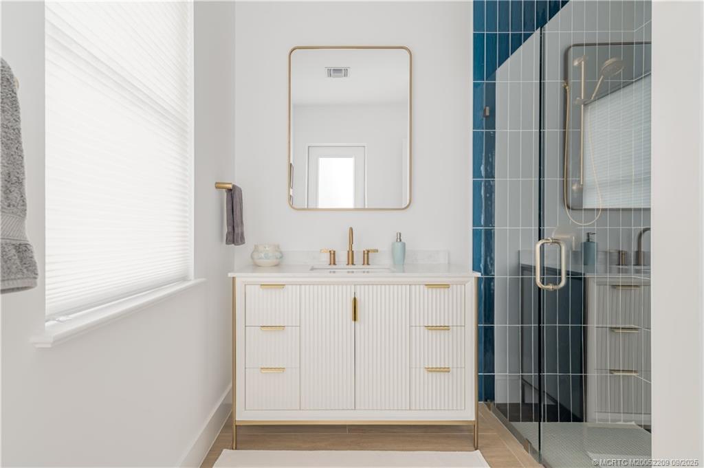 3800 SE Bent Banyan Way