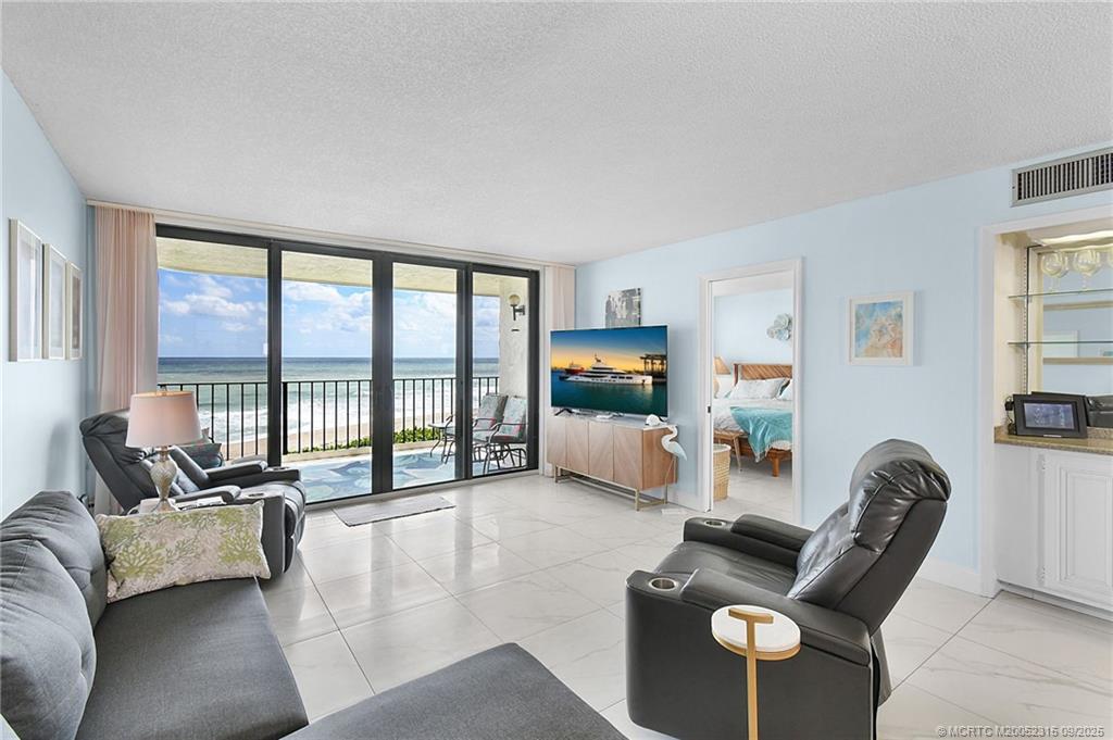 10000 S Ocean Drive 503