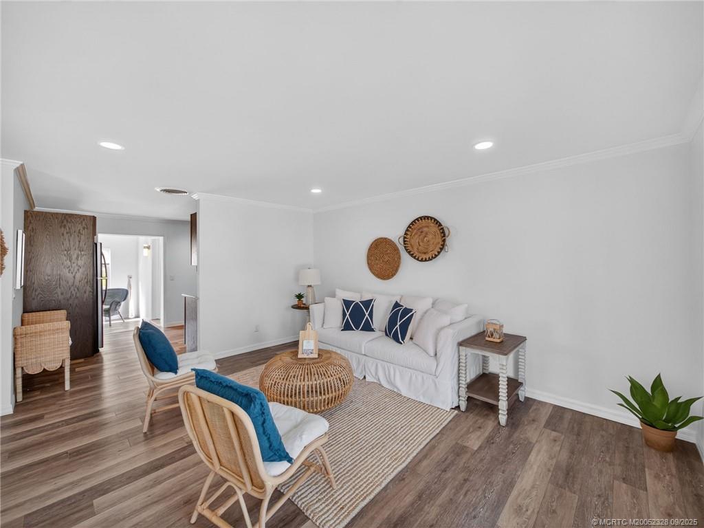 2346 NE Rustic Place