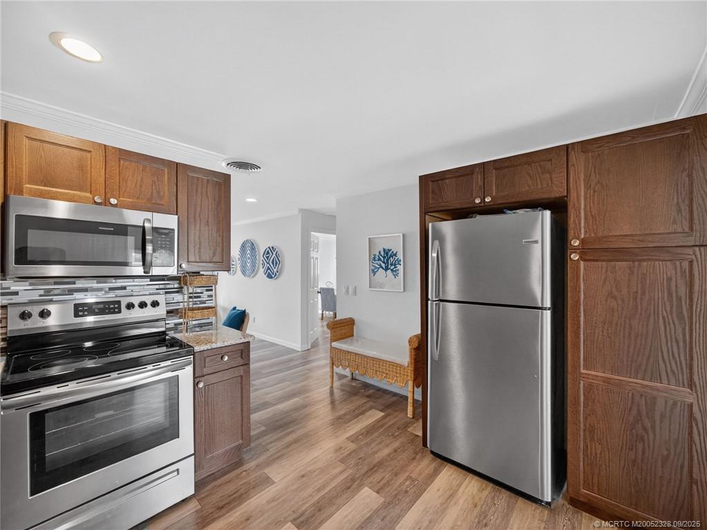 2346 NE Rustic Place