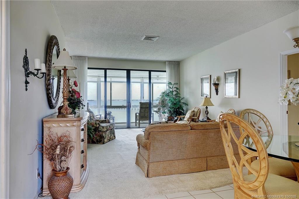 2370 NE Ocean Blvd C305