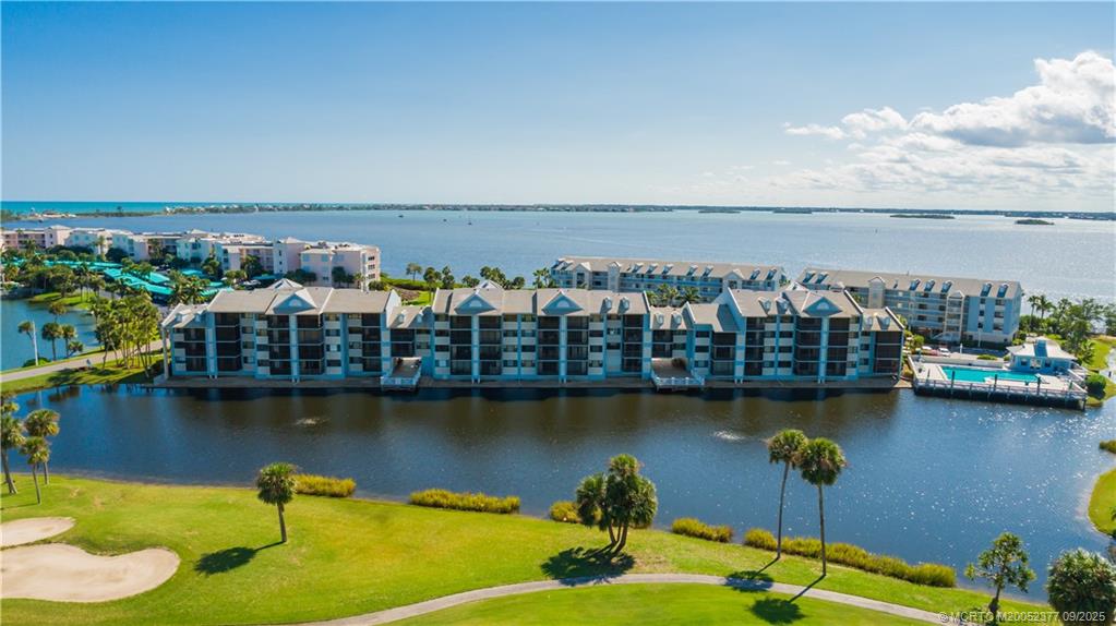 40 NE Plantation Road 317