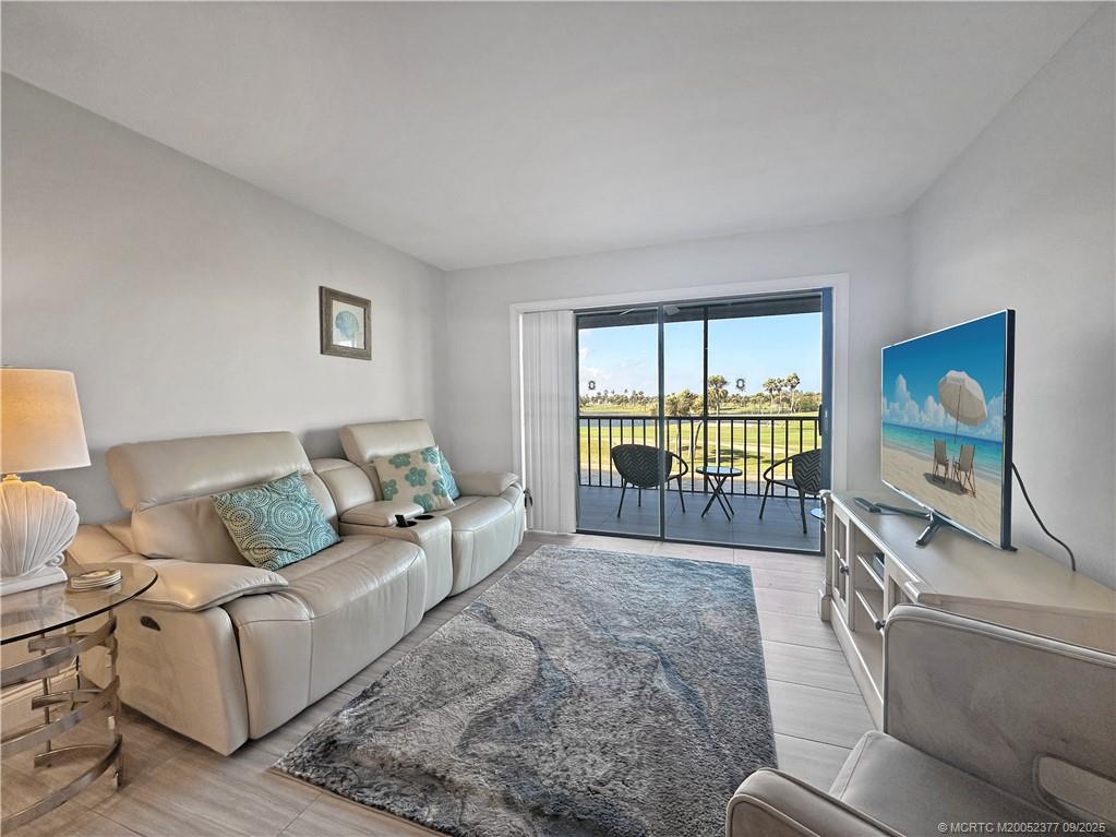 40 NE Plantation Road 317