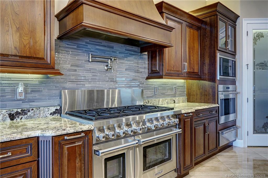 2690 NW Collins Cove Road