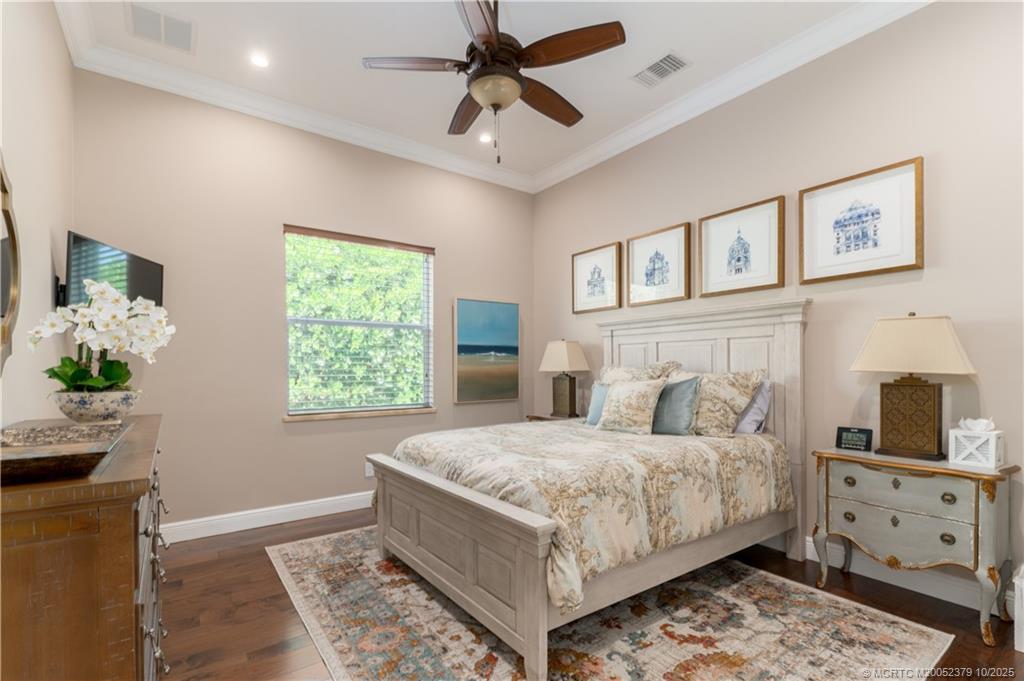 2690 NW Collins Cove Road