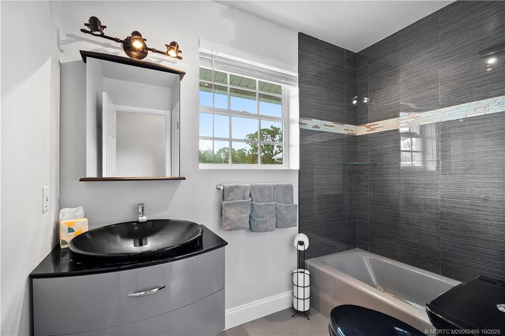 10006 SW Tyler Terrace