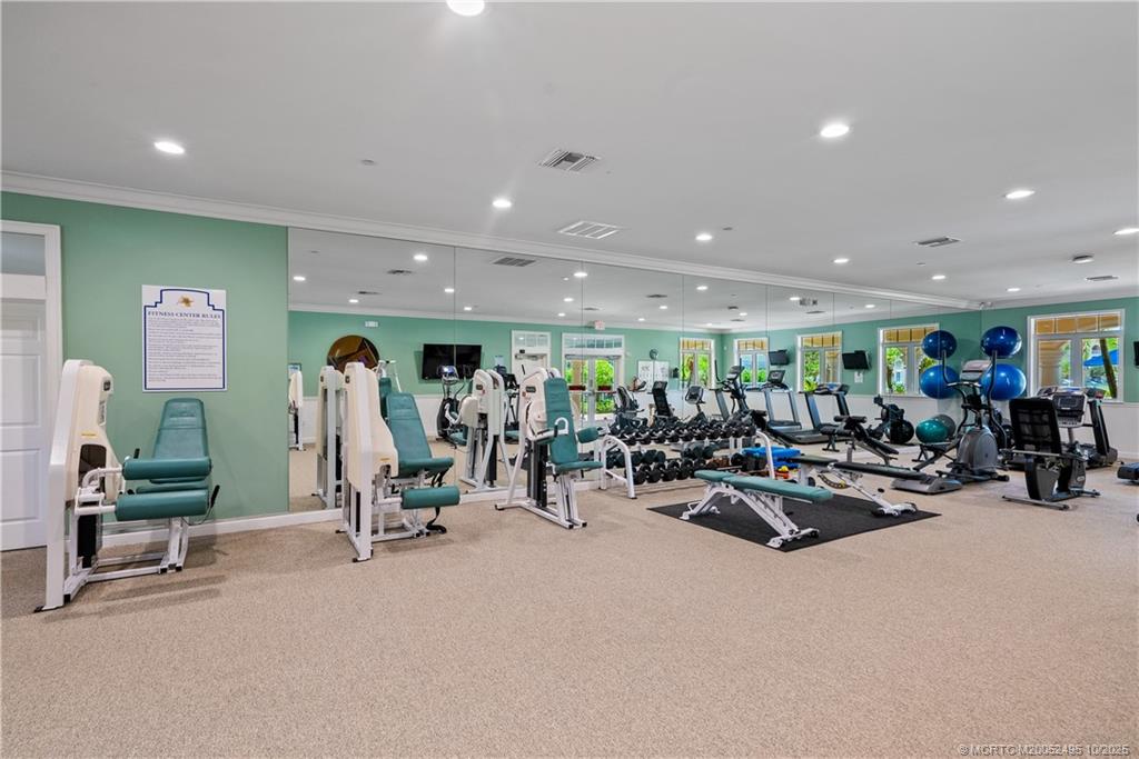 36 Harbour Isle Drive W 4