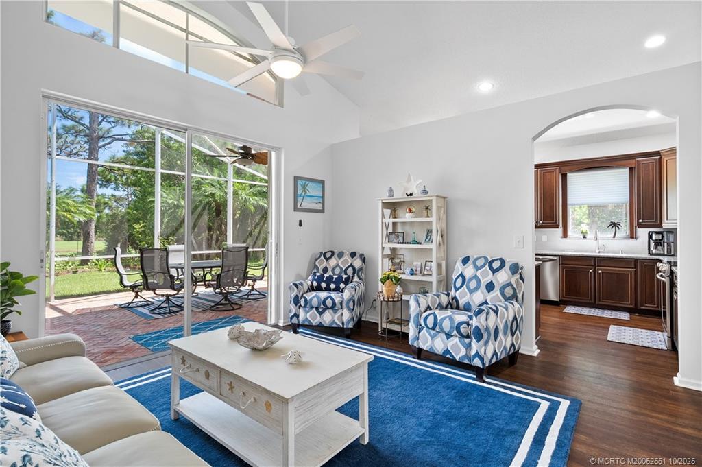 908 NW Mossy Oak Way