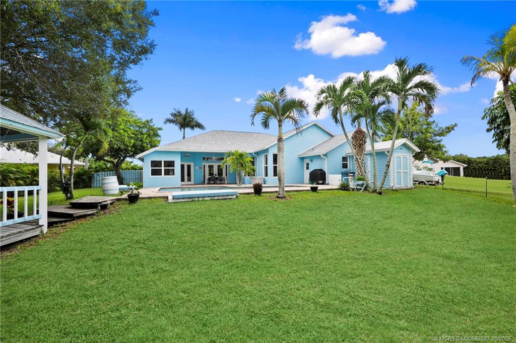 146 NE Blueberry Terrace