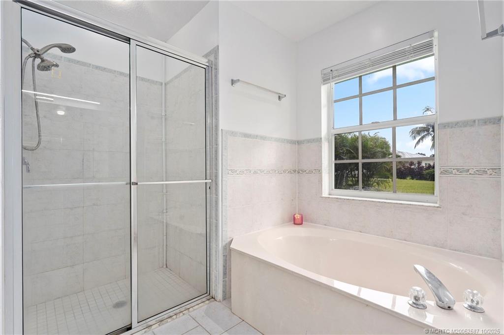 146 NE Blueberry Terrace