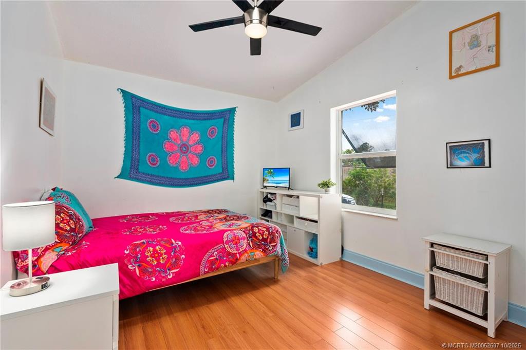 146 NE Blueberry Terrace