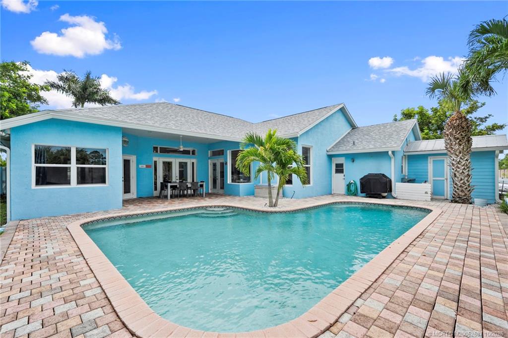 146 NE Blueberry Terrace