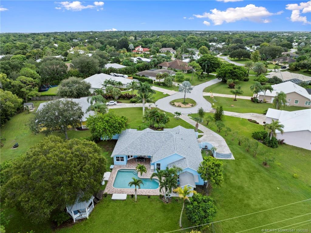 146 NE Blueberry Terrace