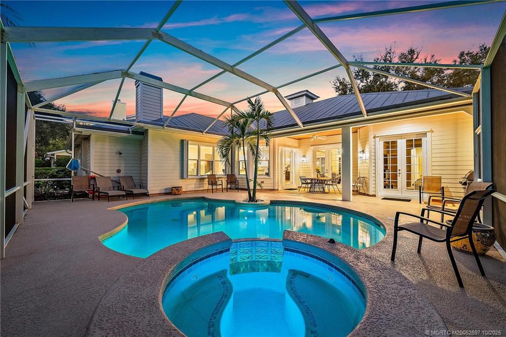 1418 NE Oak Bluff Lane