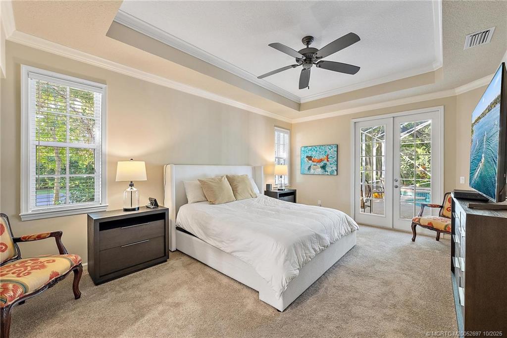 1418 NE Oak Bluff Lane