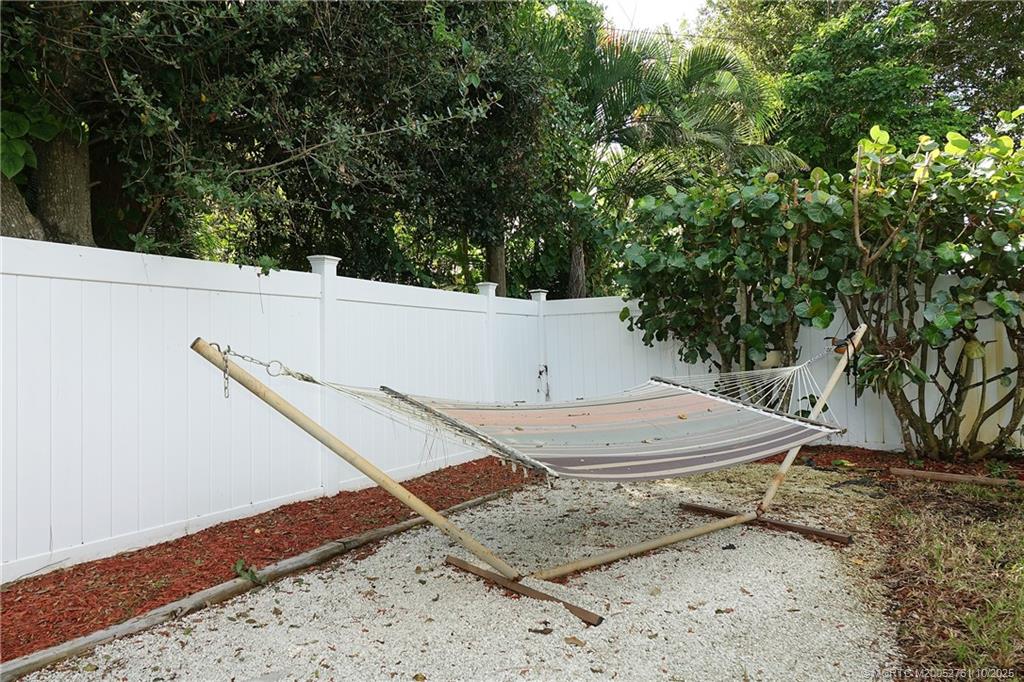 905 SE Flamingo Avenue