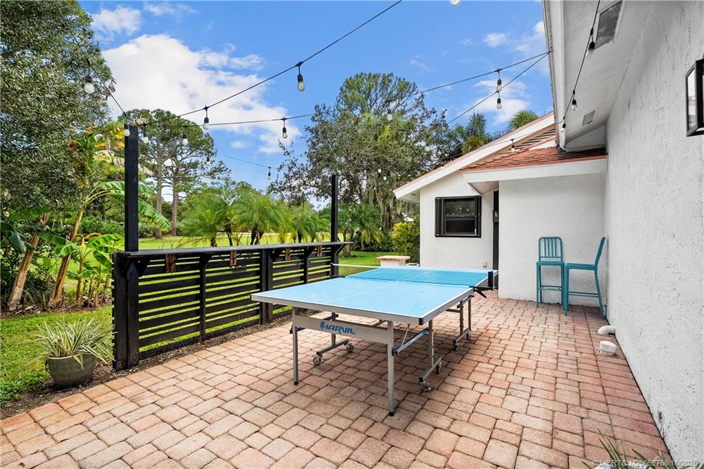 1733 SW Crane Creek Avenue