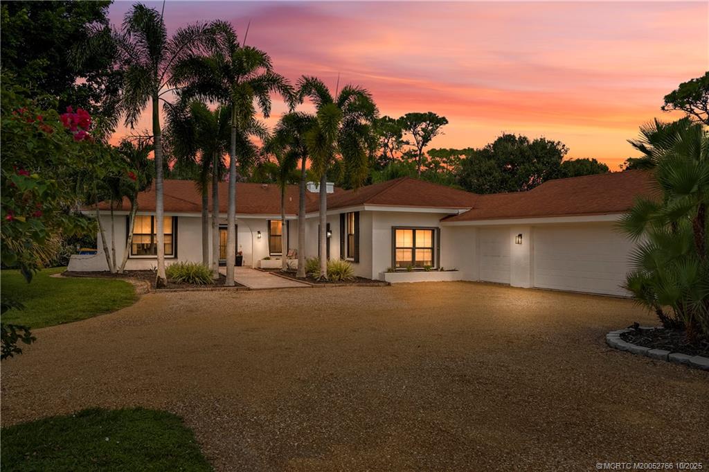 1733 SW Crane Creek Avenue