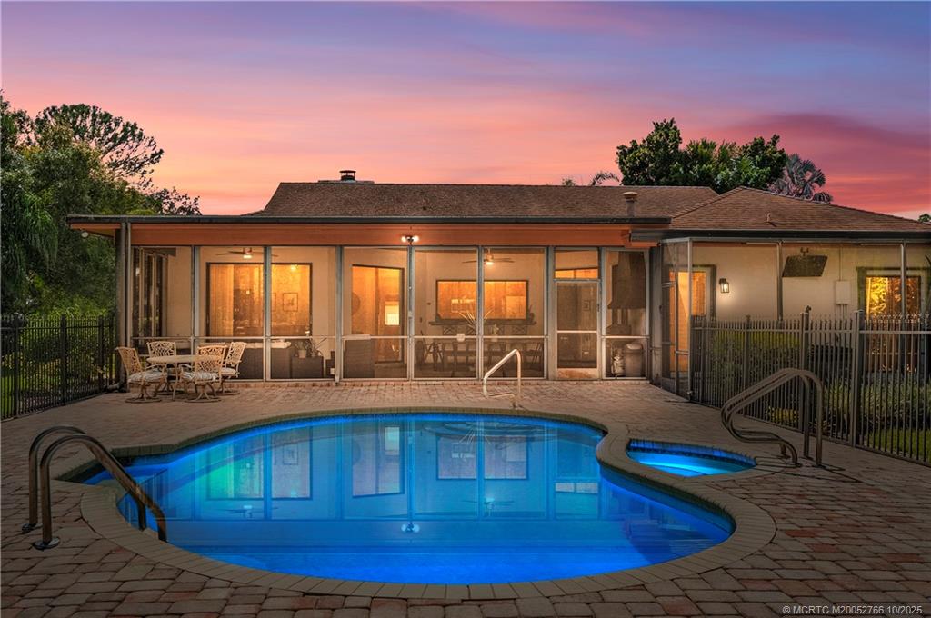 1733 SW Crane Creek Avenue