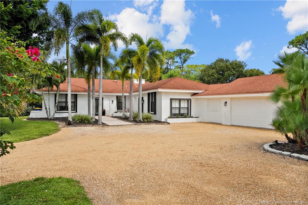 1733 SW Crane Creek Avenue