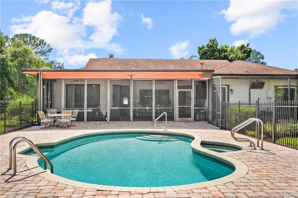 1733 SW Crane Creek Avenue