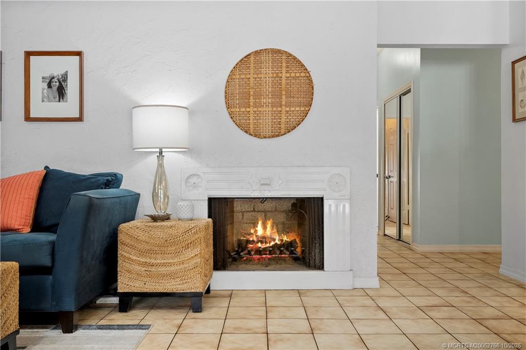 1733 SW Crane Creek Avenue