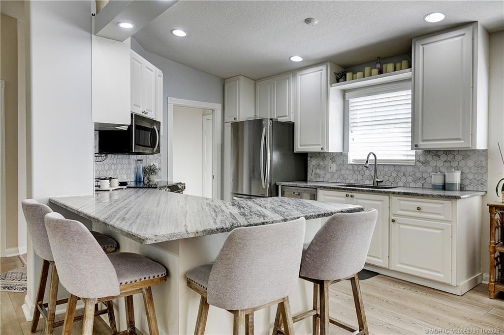 1592 SW Pineland Way