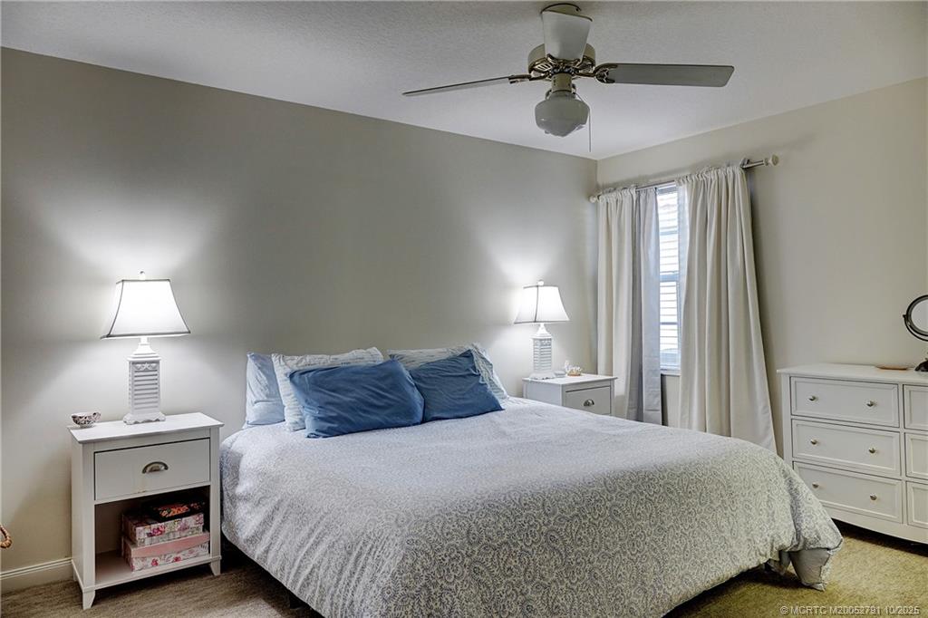 1592 SW Pineland Way