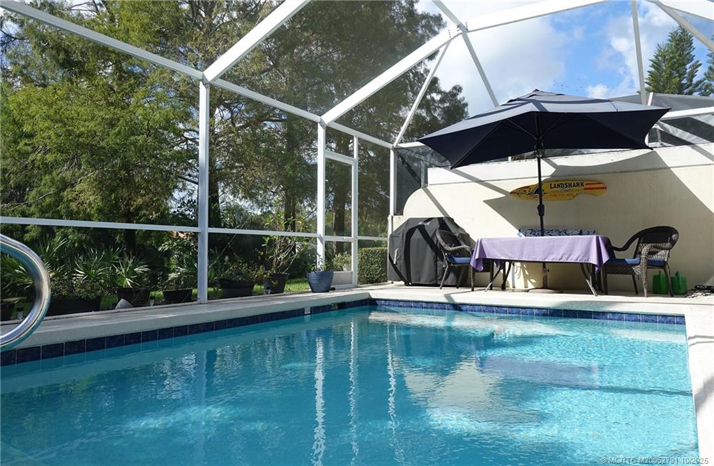 1592 SW Pineland Way