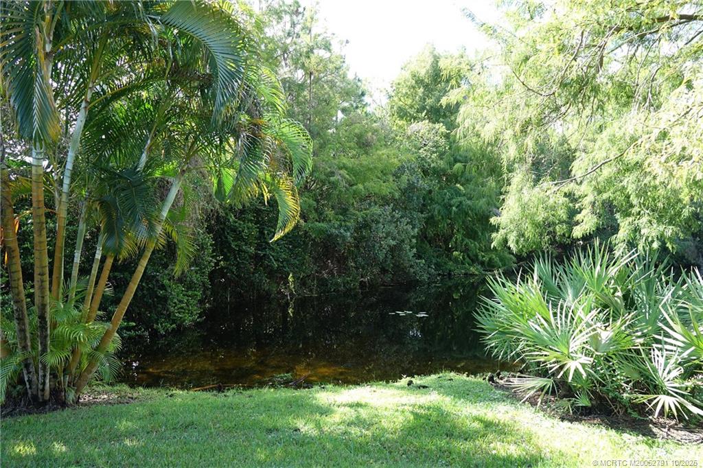 1592 SW Pineland Way