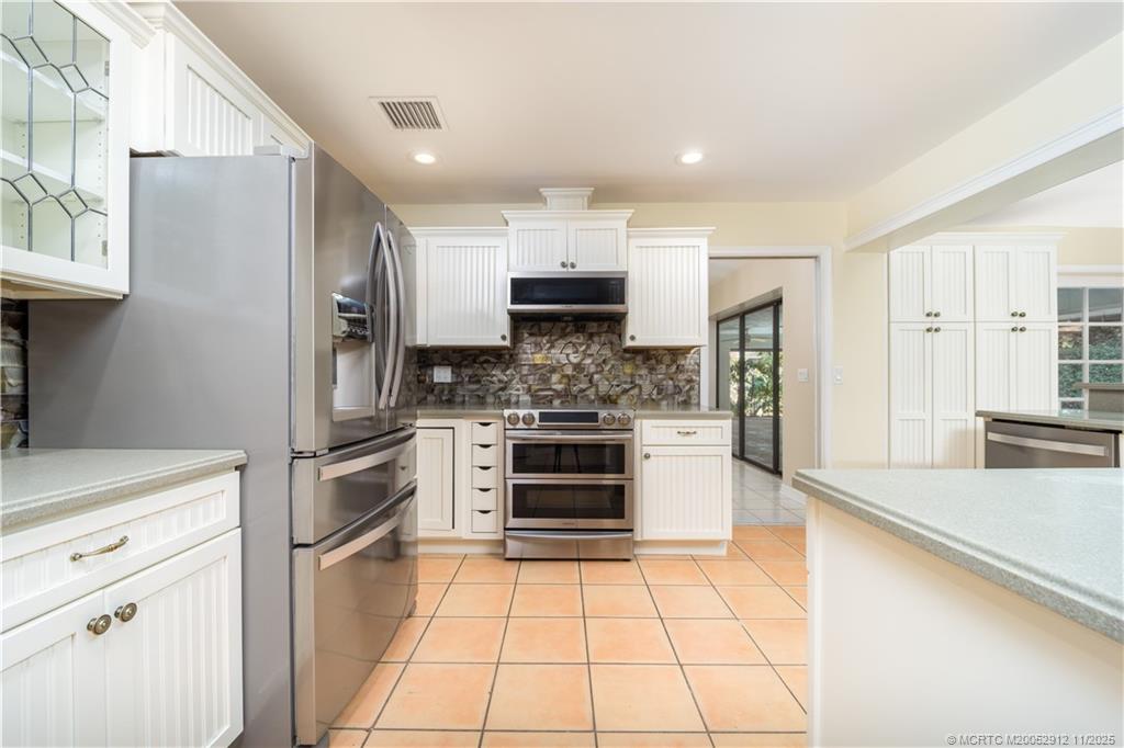 7 Oakwood Drive