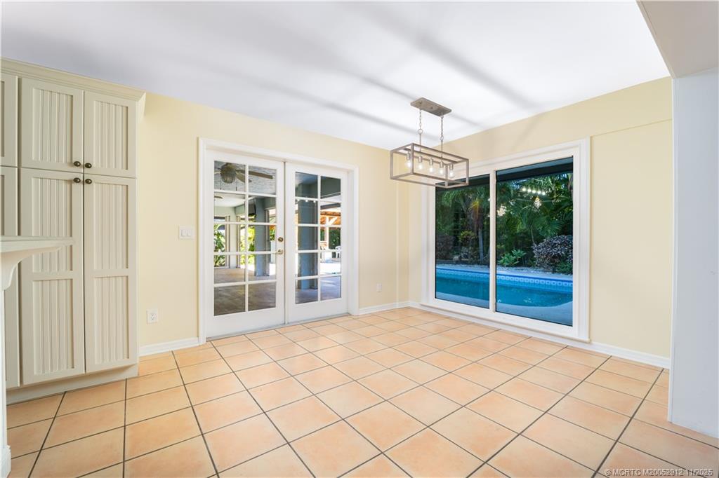 7 Oakwood Drive