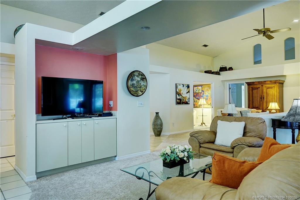 7317 Elyse Circle