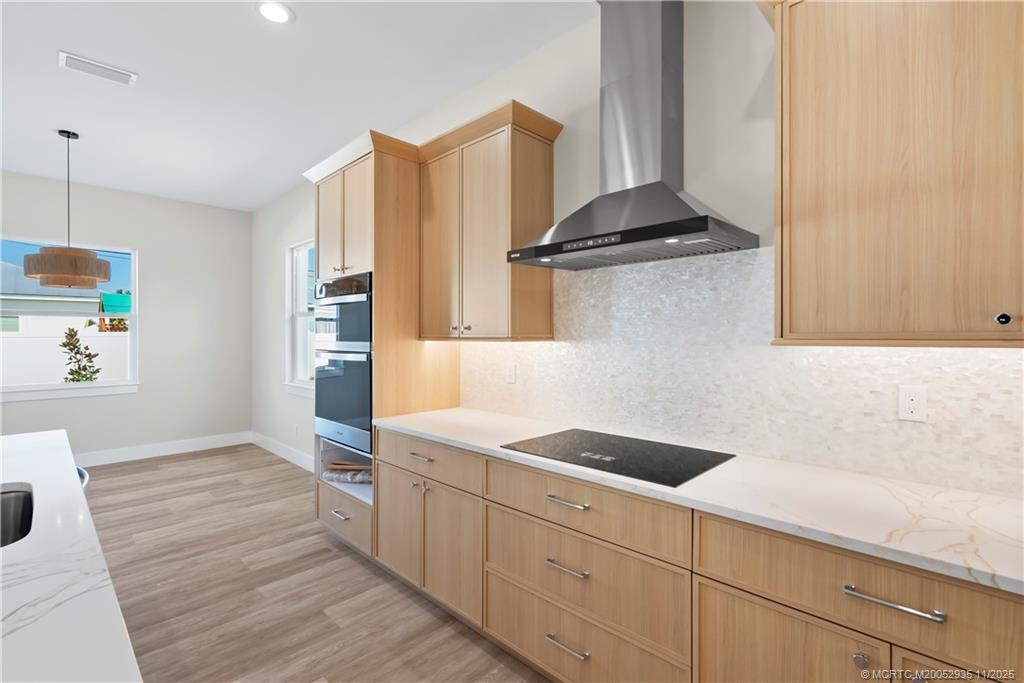 1083 NW 12th Terrace