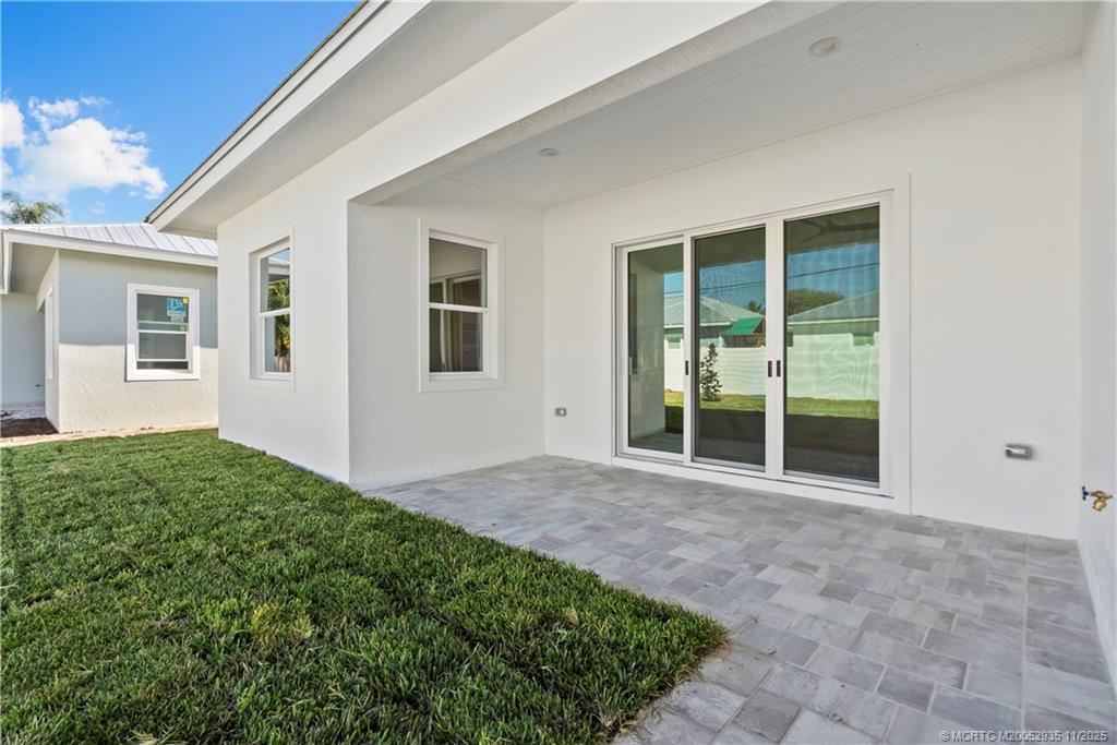 1083 NW 12th Terrace