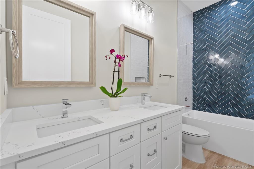 1083 NW 12th Terrace