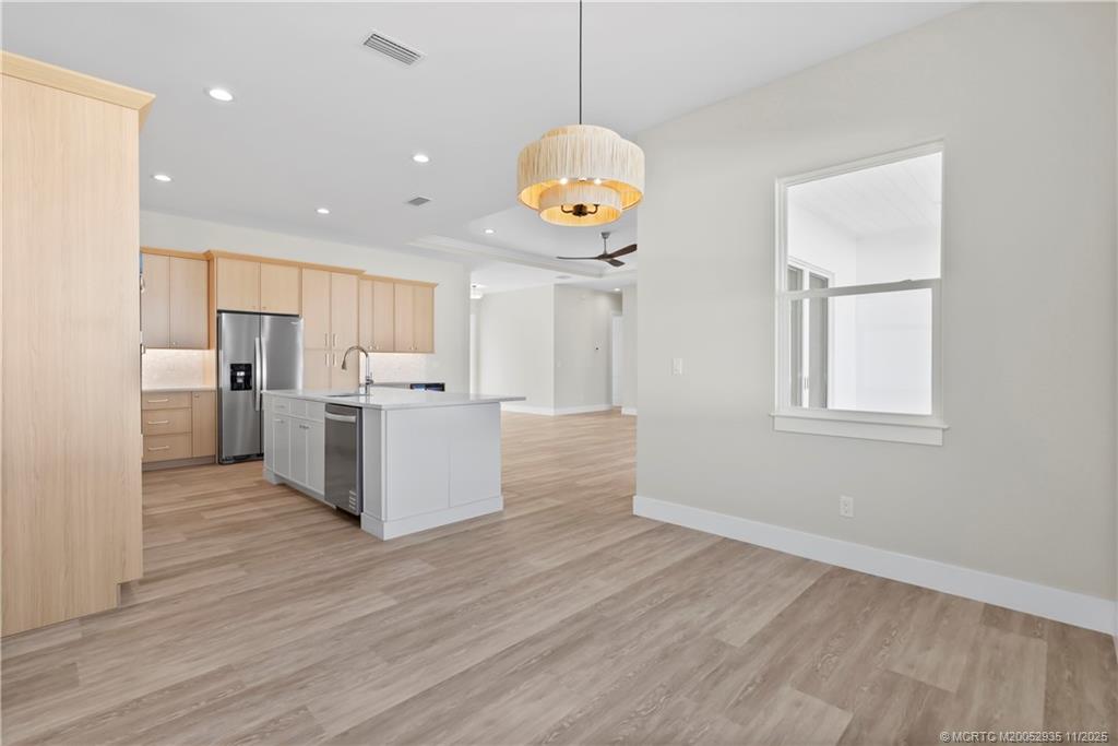 1083 NW 12th Terrace