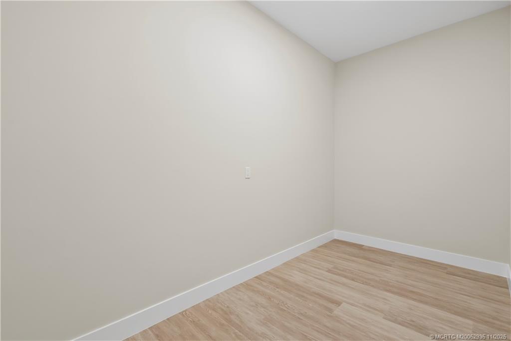 1083 NW 12th Terrace