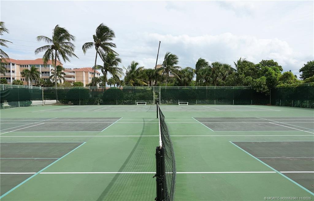 1550 NE Ocean Blvd B101