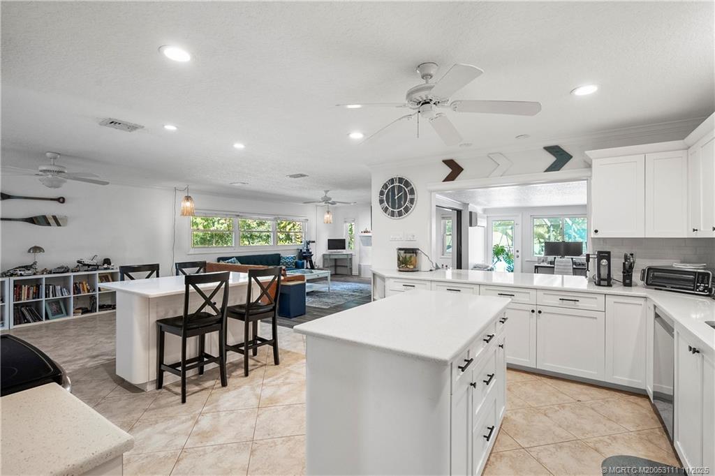 1958 SW Winners Drive