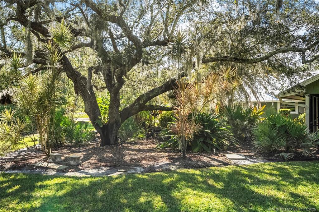 1958 SW Winners Drive