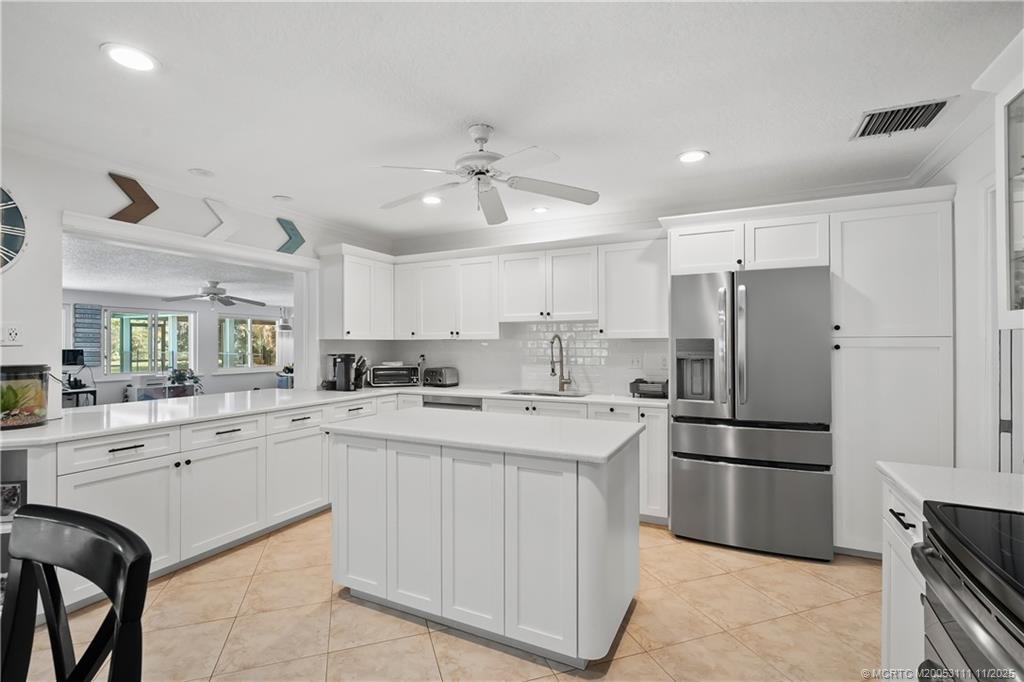 1958 SW Winners Drive